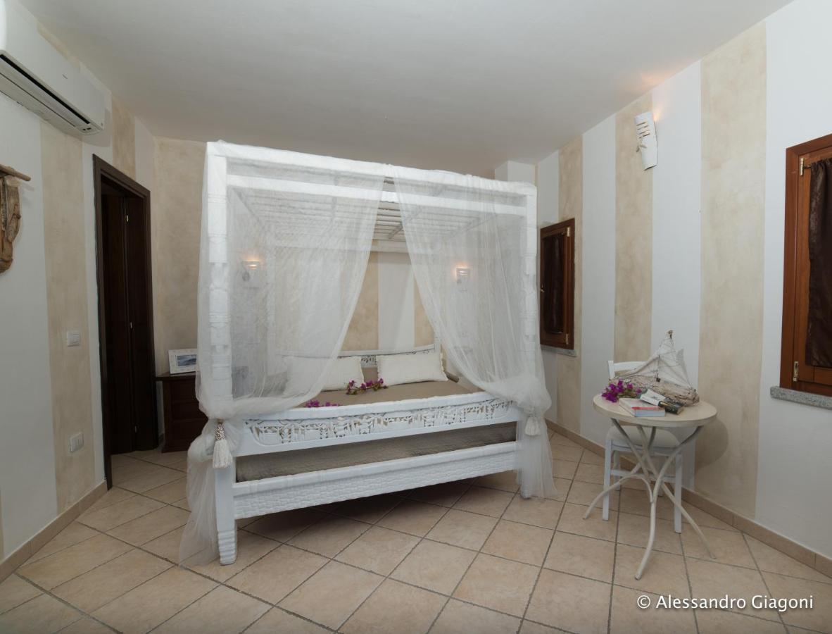 Li Espi Country Resort Porto Pollo Luaran gambar