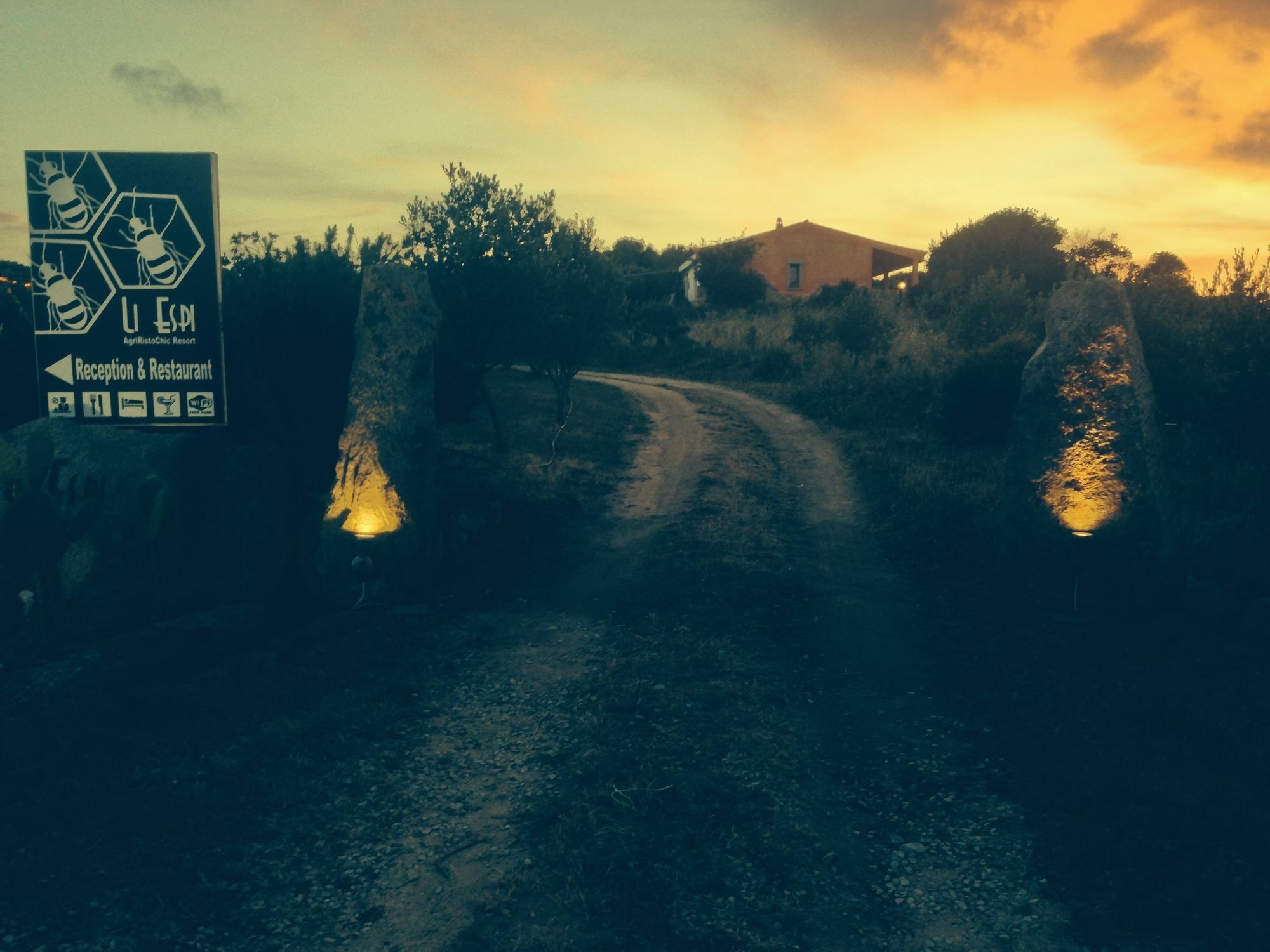 Li Espi Country Resort Porto Pollo Luaran gambar
